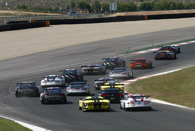 Nissan GT-R Race Scene Picture